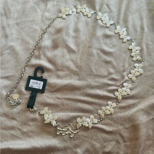 NWT Windsor Buttetfly Chain Belt